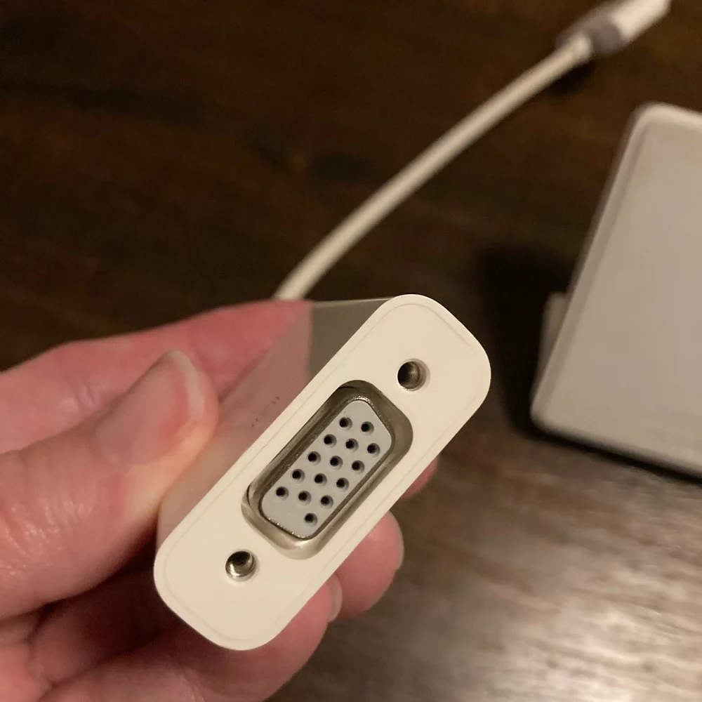 Apple cords and dock Set